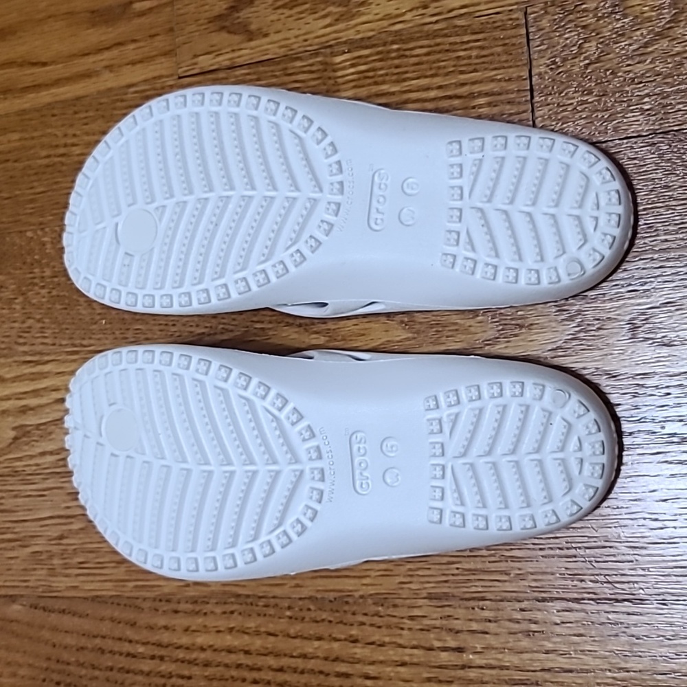 Crocs - Picture 2 of 2